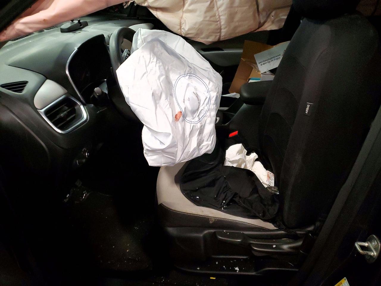 2019 Chevrolet Equinox Ls - Image 7