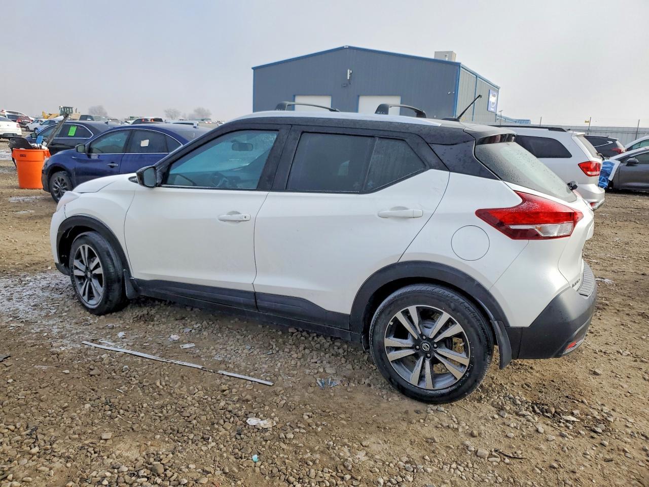 2018 Nissan Kicks S - Фото 2