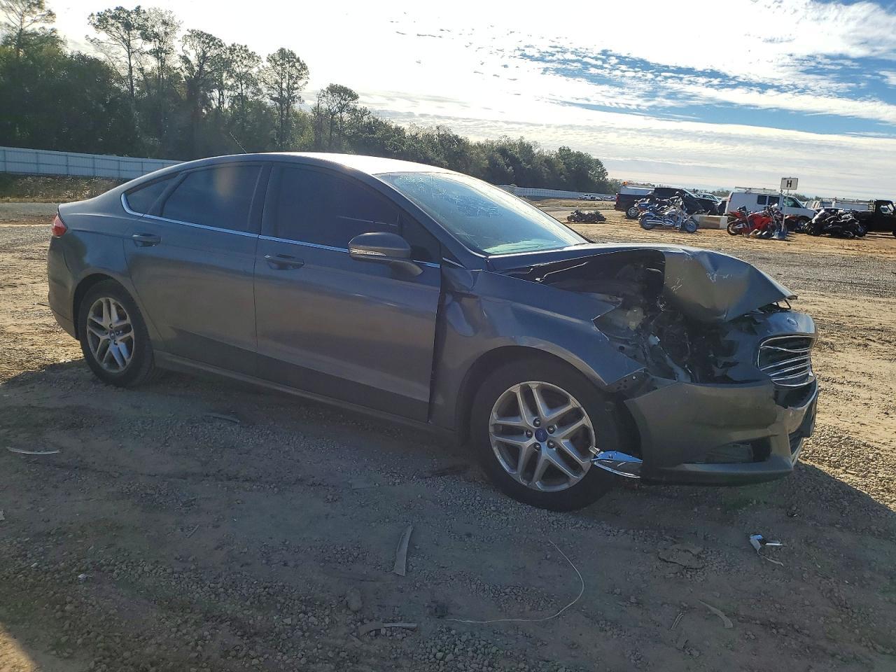 2013 Ford Fusion Se - Фото 4