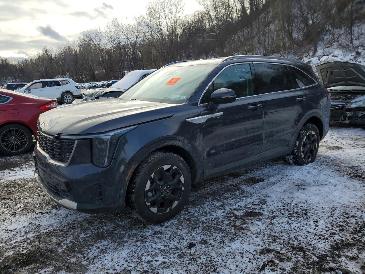 2025 Kia Sorento S