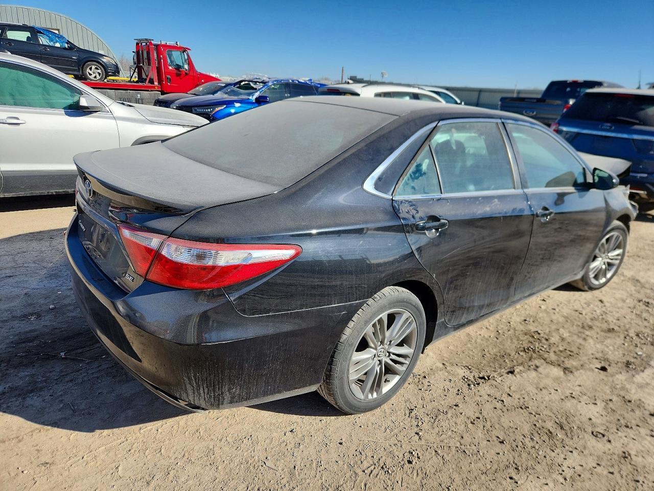 2016 Toyota Camry Le - Image 3