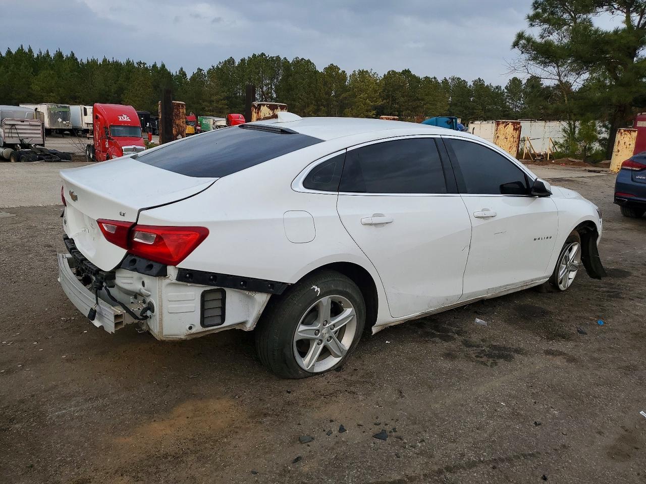 2023 Chevrolet Malibu Lt - Фото 3
