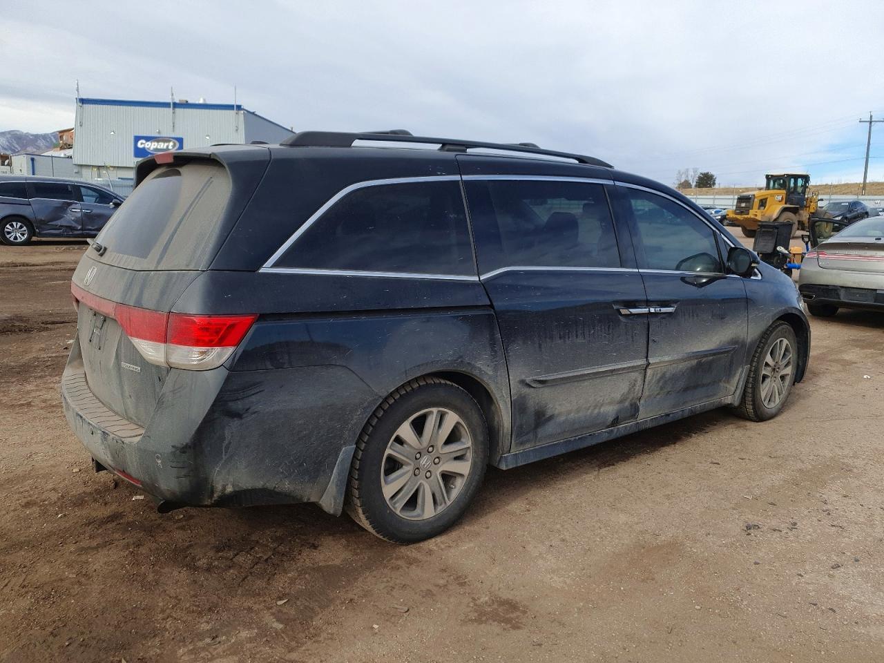 2016 Honda Odyssey Touring - Image 3