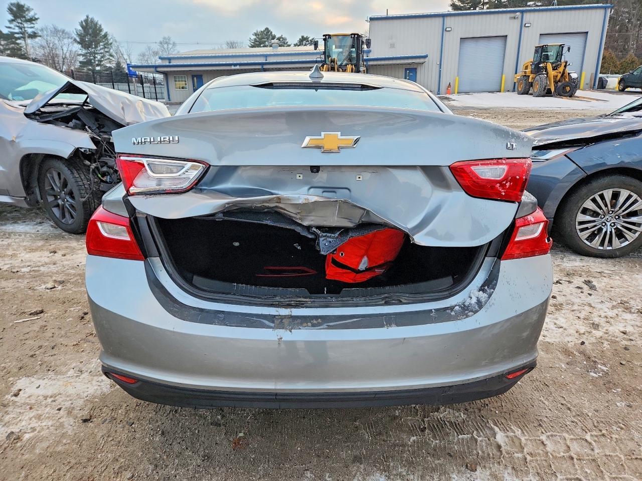 2023 Chevrolet Malibu Lt - Image 6