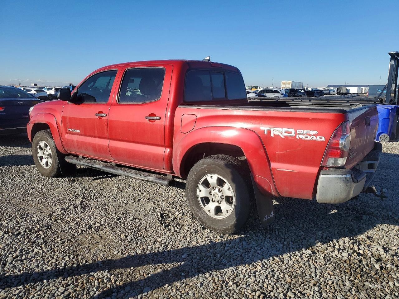 2015 Toyota Tacoma Double Cab - Image 2