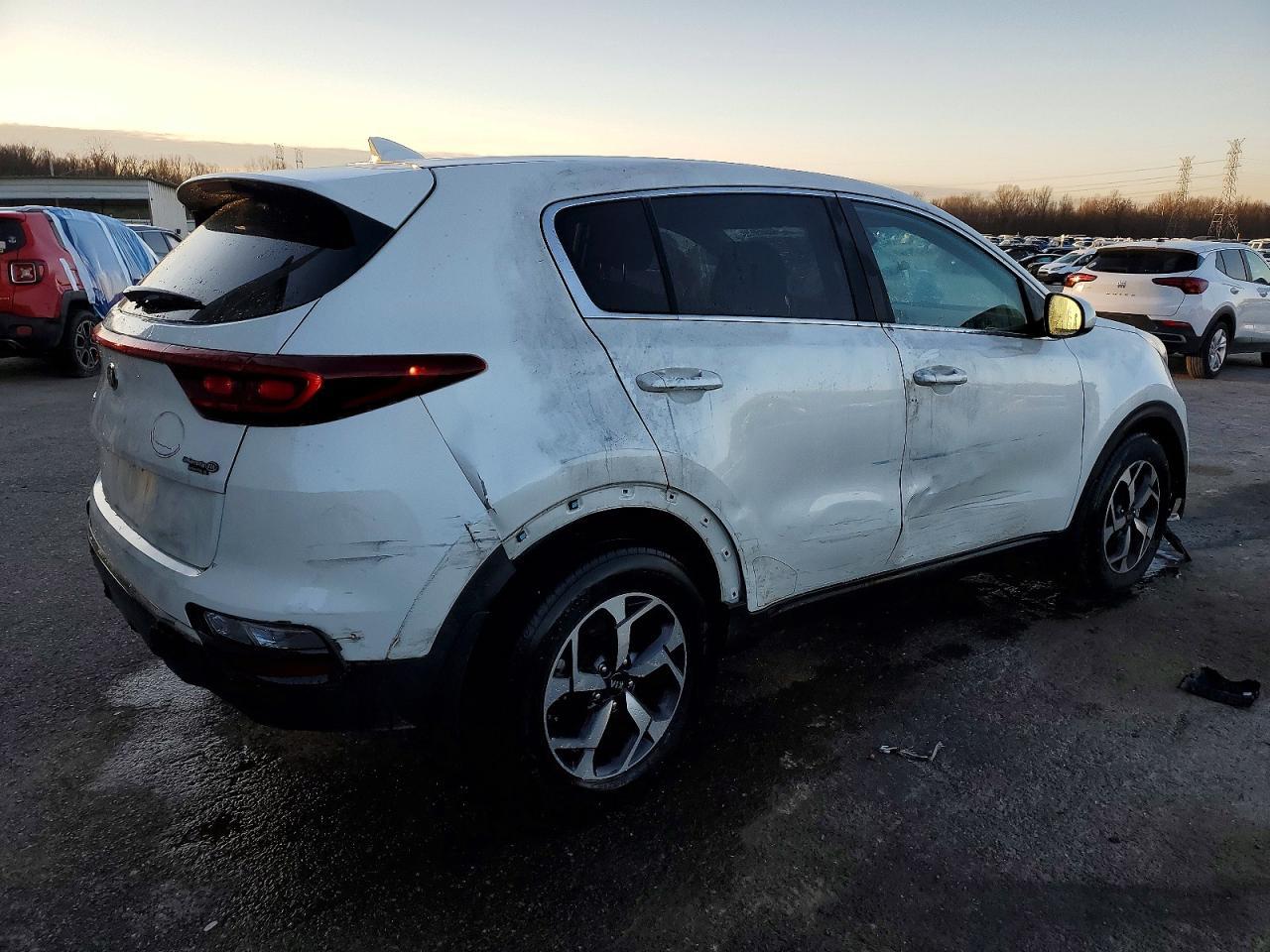 2021 Kia Sportage Lx - Фото 3