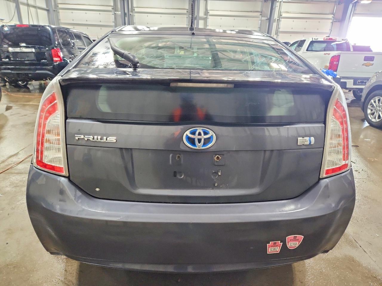 2013 Toyota Prius - Фото 6