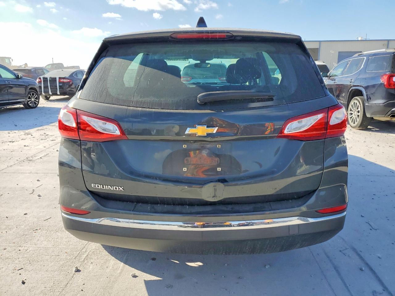 2018 Chevrolet Equinox Ls - Image 6