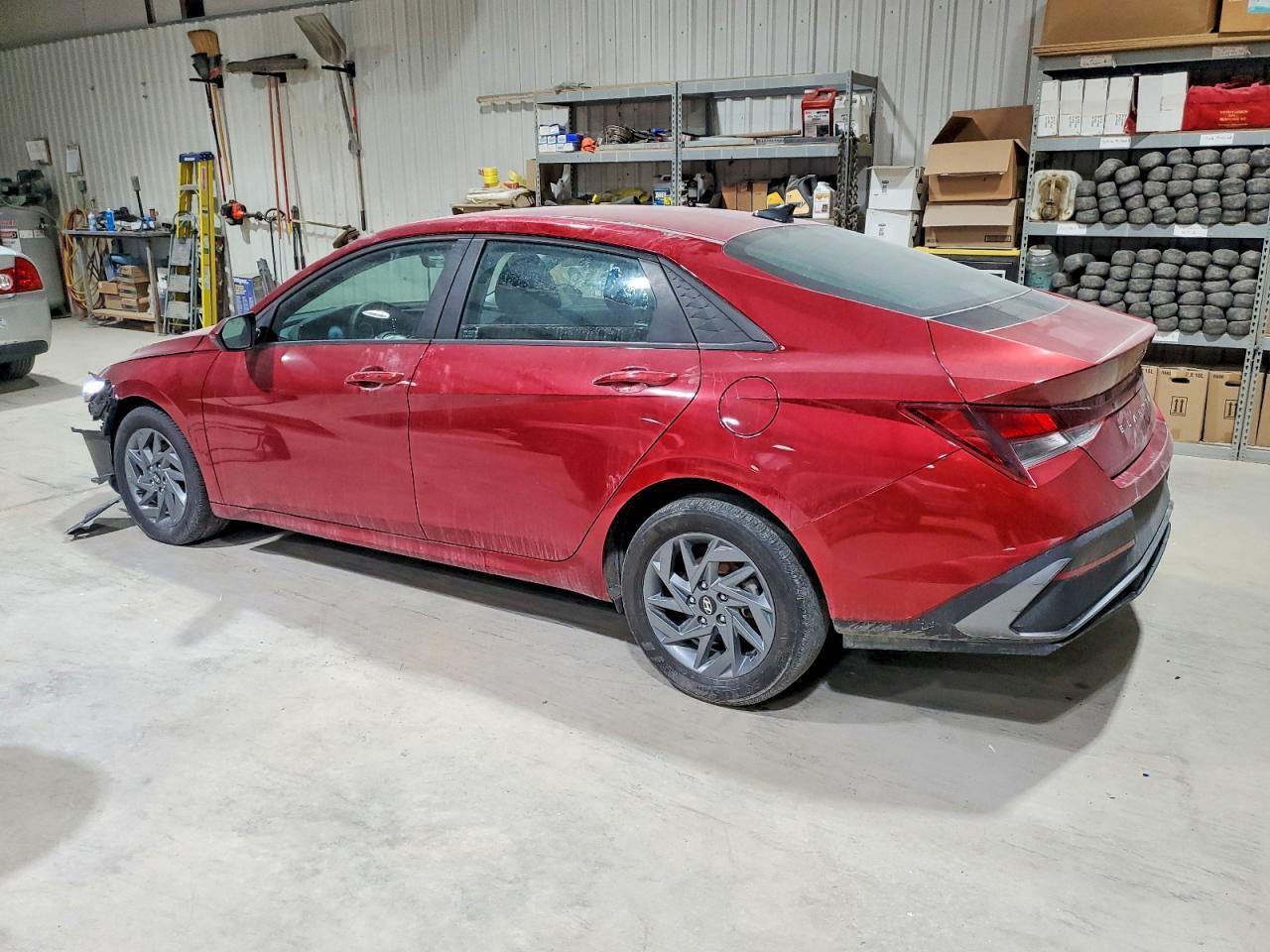 2024 Hyundai Elantra Sel - Image 2