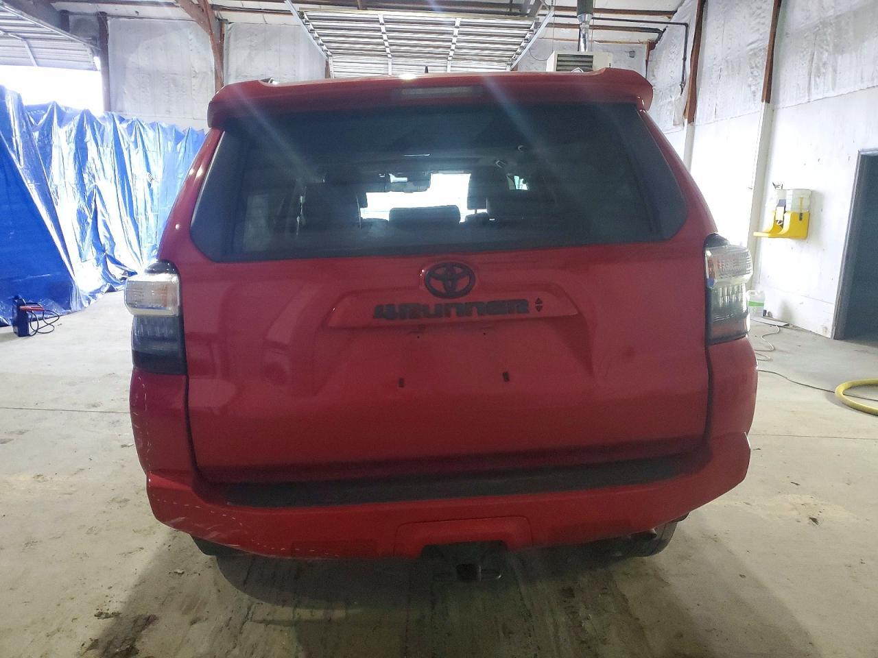 2021 Toyota 4Runner Sr5/Sr5 Premium - Image 6