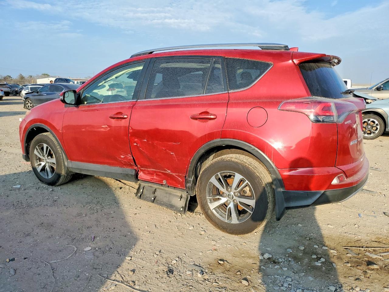 2017 Toyota Rav4 Xle - Фото 2