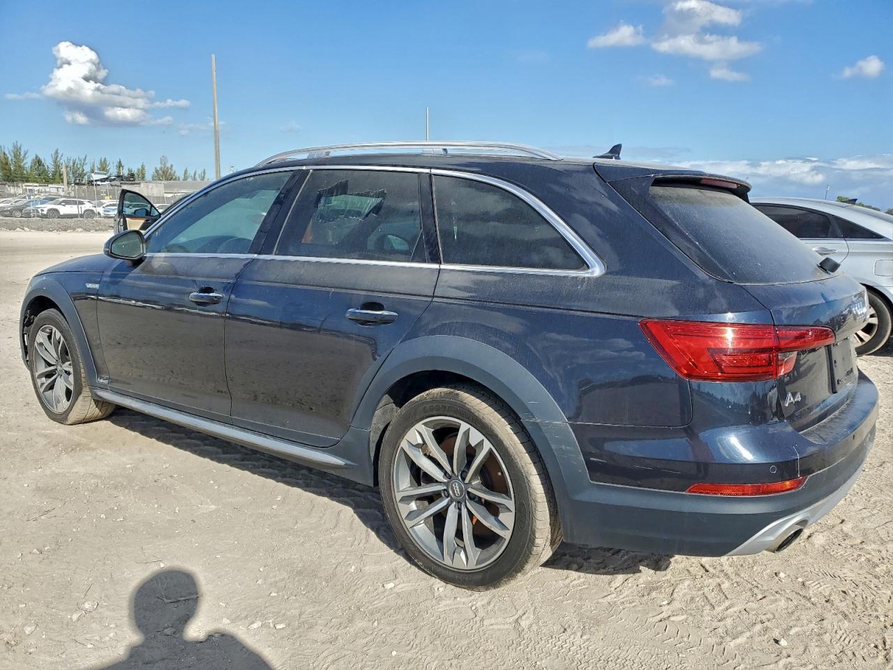 2017 Audi A4 Allroad Premium Plus - Image 2