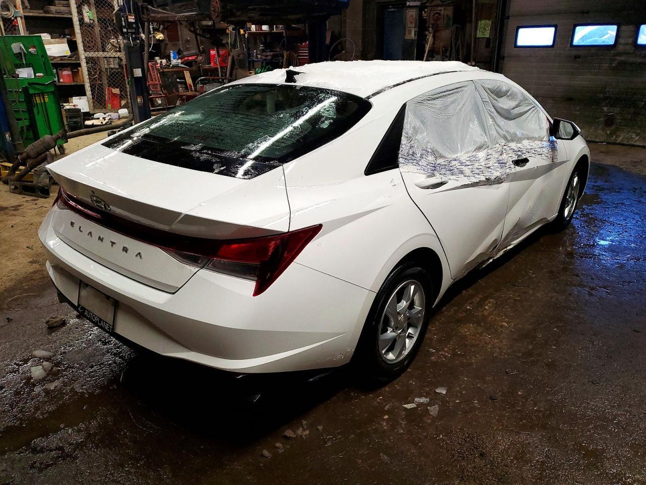 2022 Hyundai Elantra Sel - Image 3