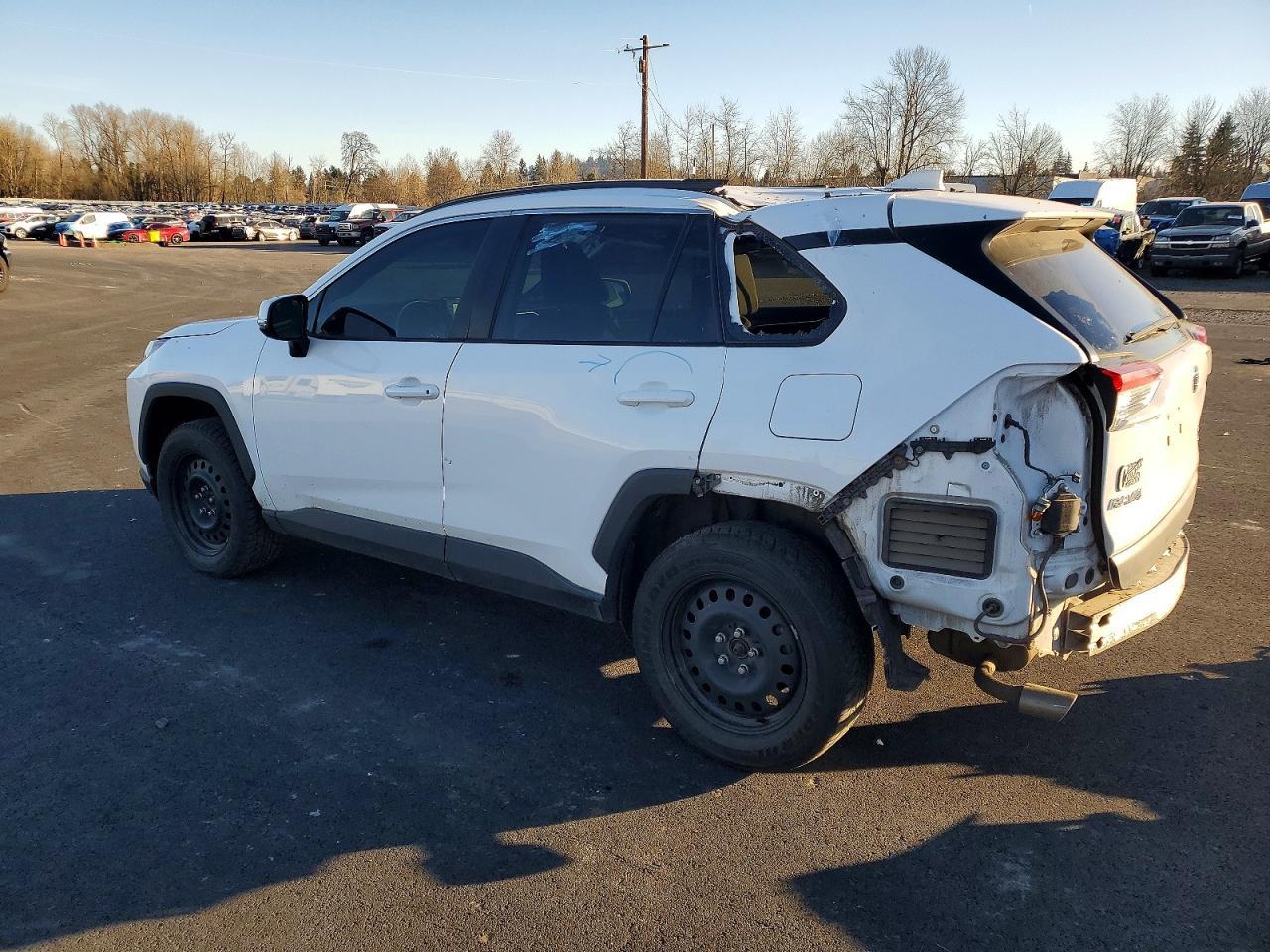 2022 Toyota Rav4 Xle - Фото 2