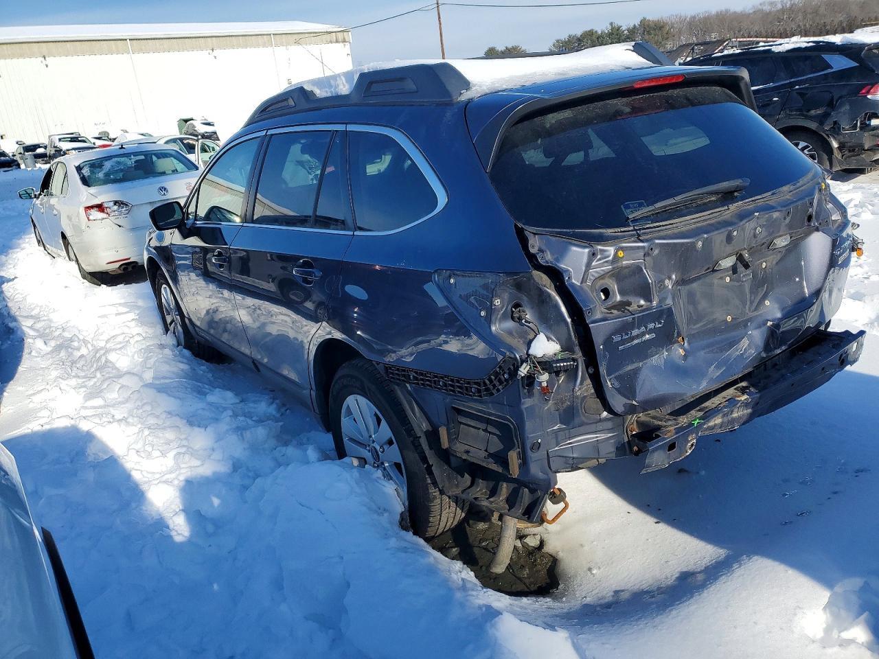 2015 Subaru Outback 2.5I Premium - Фото 2