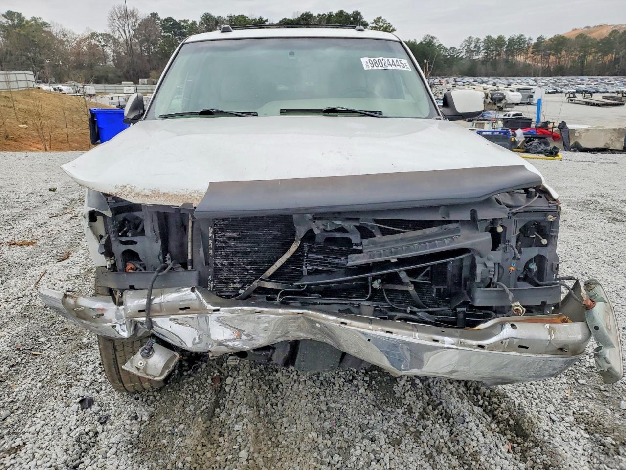 2005 GMC Yukon - Image 5