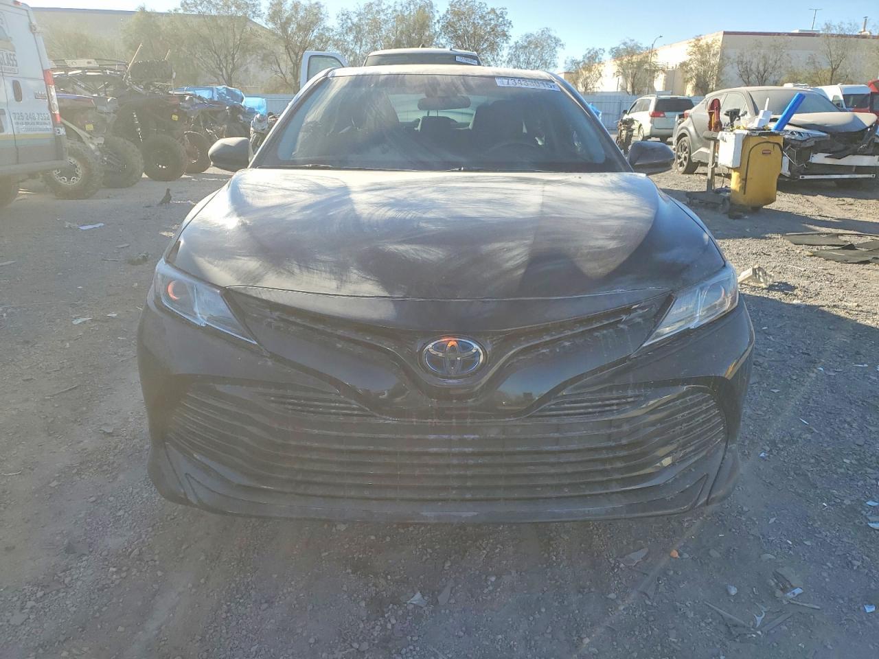 2018 Toyota Camry Le - Фото 5