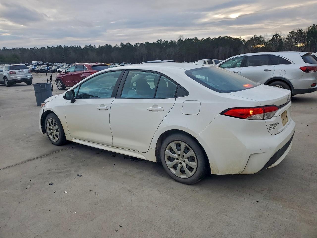 2020 Toyota Corolla Le - Фото 2