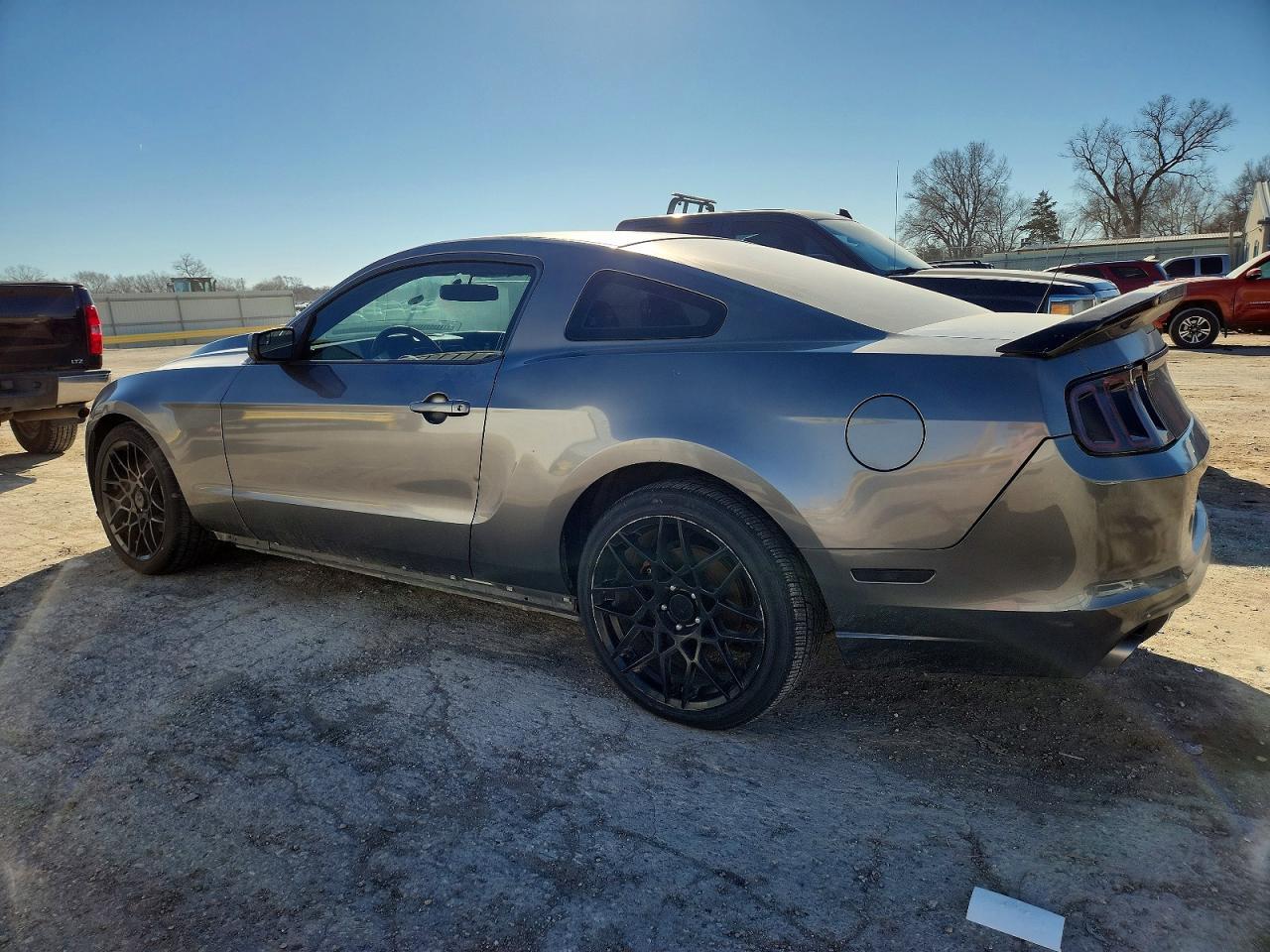 2014 Ford Mustang - Фото 2
