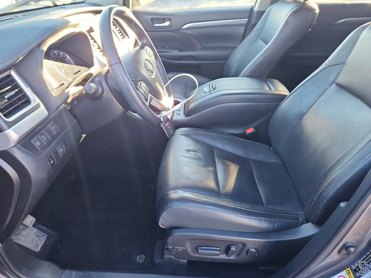 2019 Toyota Highlander Limited - Image 7