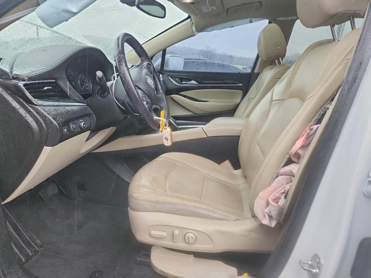 2019 Buick Enclave Essence - Image 7