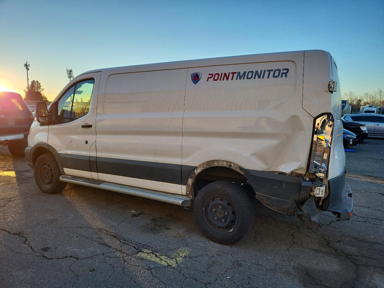 2016 Ford Transit T-250 Delivery Van - Фото 2