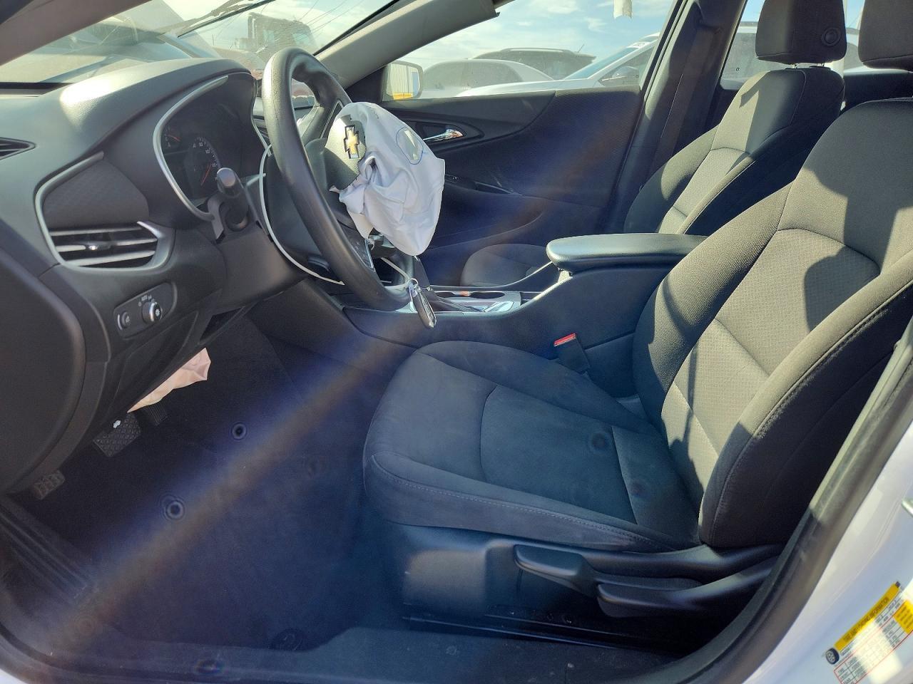 2018 Chevrolet Malibu Ls - Фото 7