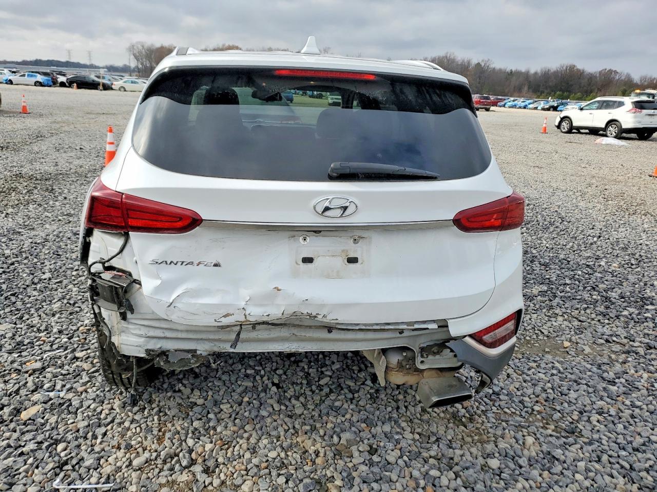 2020 Hyundai Santa Fe Sel - Image 6