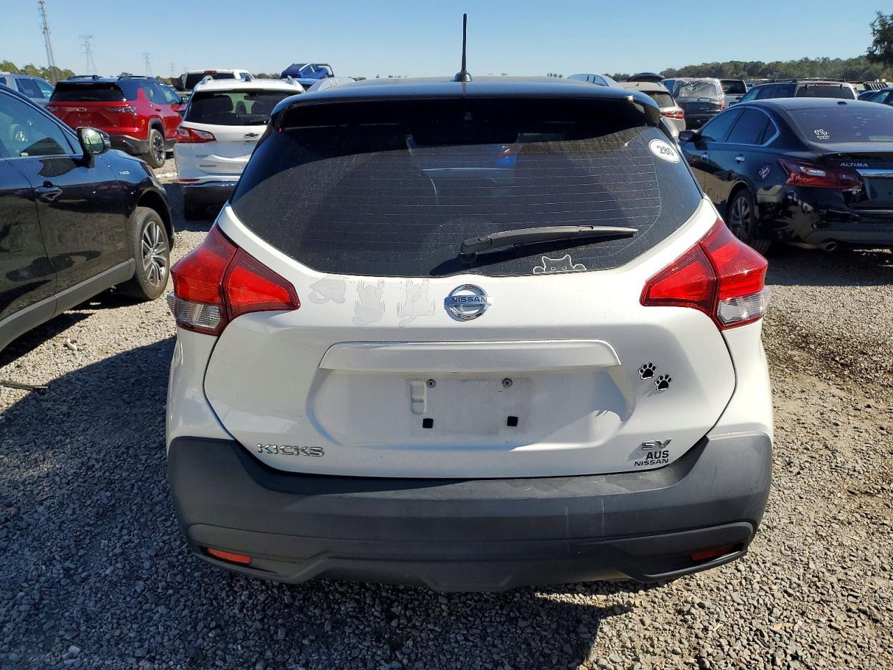 2019 Nissan Kicks S - Фото 6