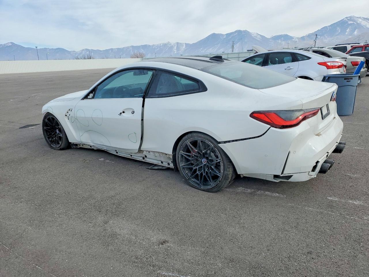 2022 BMW M4 Competition - Фото 2