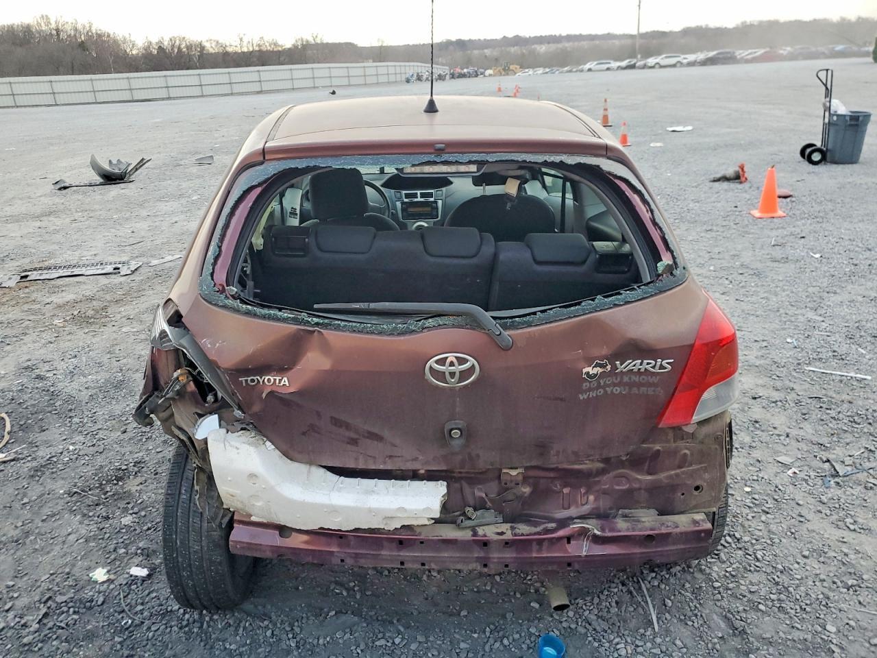 2009 Toyota Yaris - Фото 6