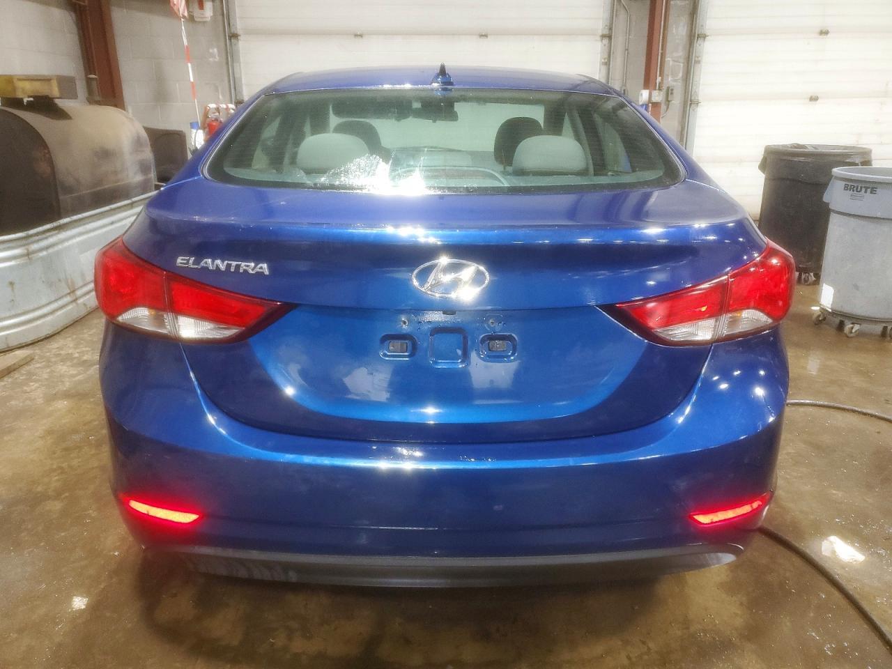 2016 Hyundai Elantra Se - Image 6