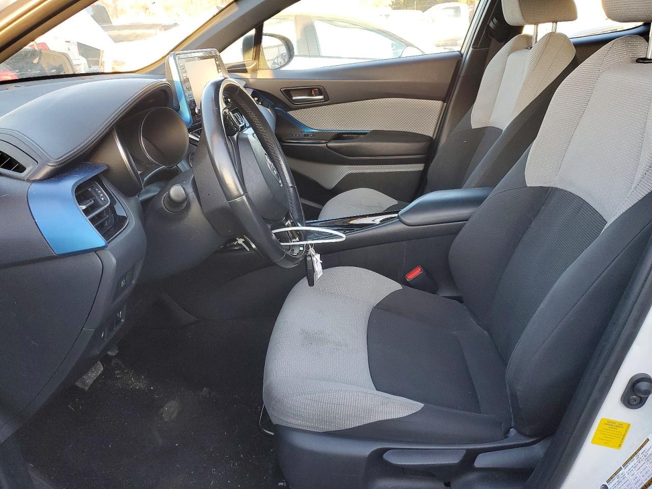 2019 Toyota C-Hr Xle - Image 7