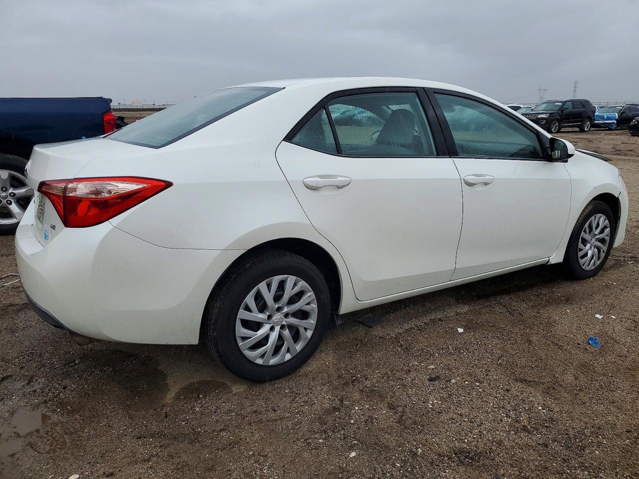 2018 Toyota Corolla L - Фото 3
