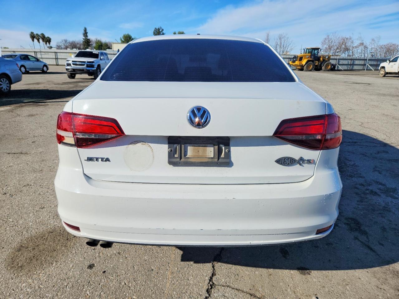 2016 Volkswagen Jetta S - Image 6