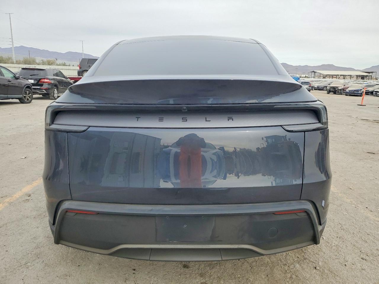 2026 Tesla Model Y - Image 6