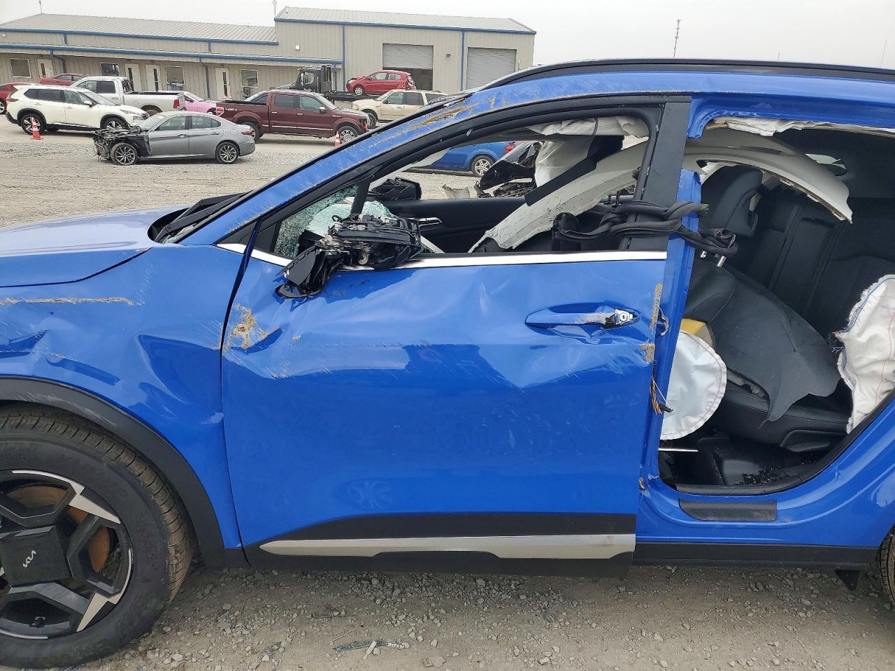 2026 Kia Sportage Ex - Image 7