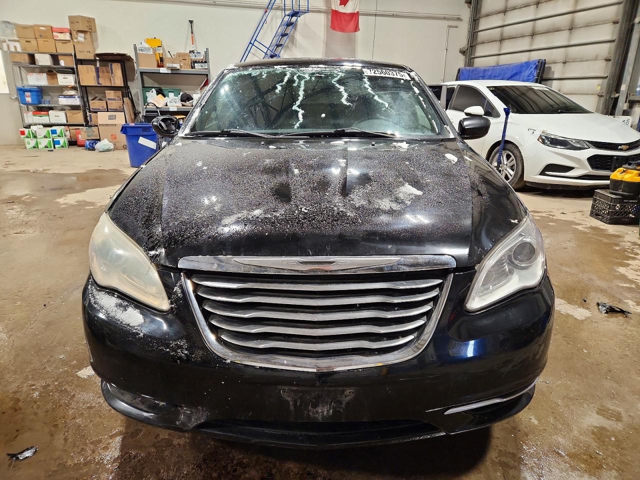 2013 Chrysler 200 Touring - Фото 5