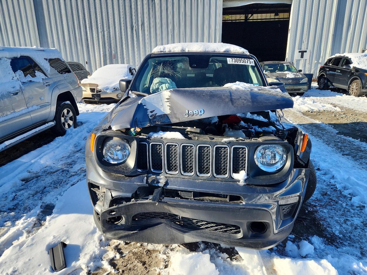 2023 Jeep Renegade Latitude - Фото 5