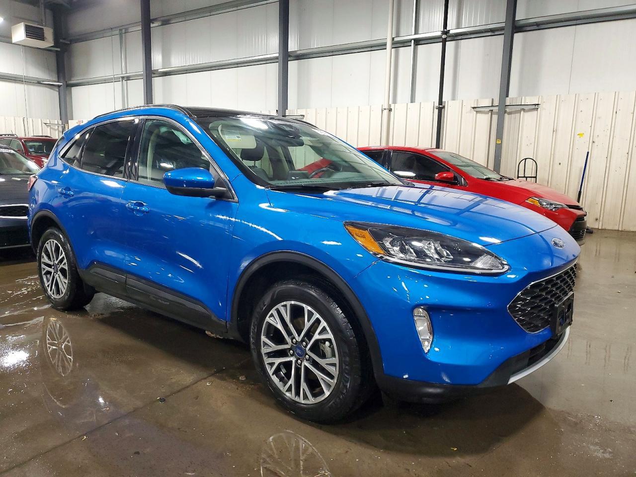 2020 Ford Escape Sel - Фото 4