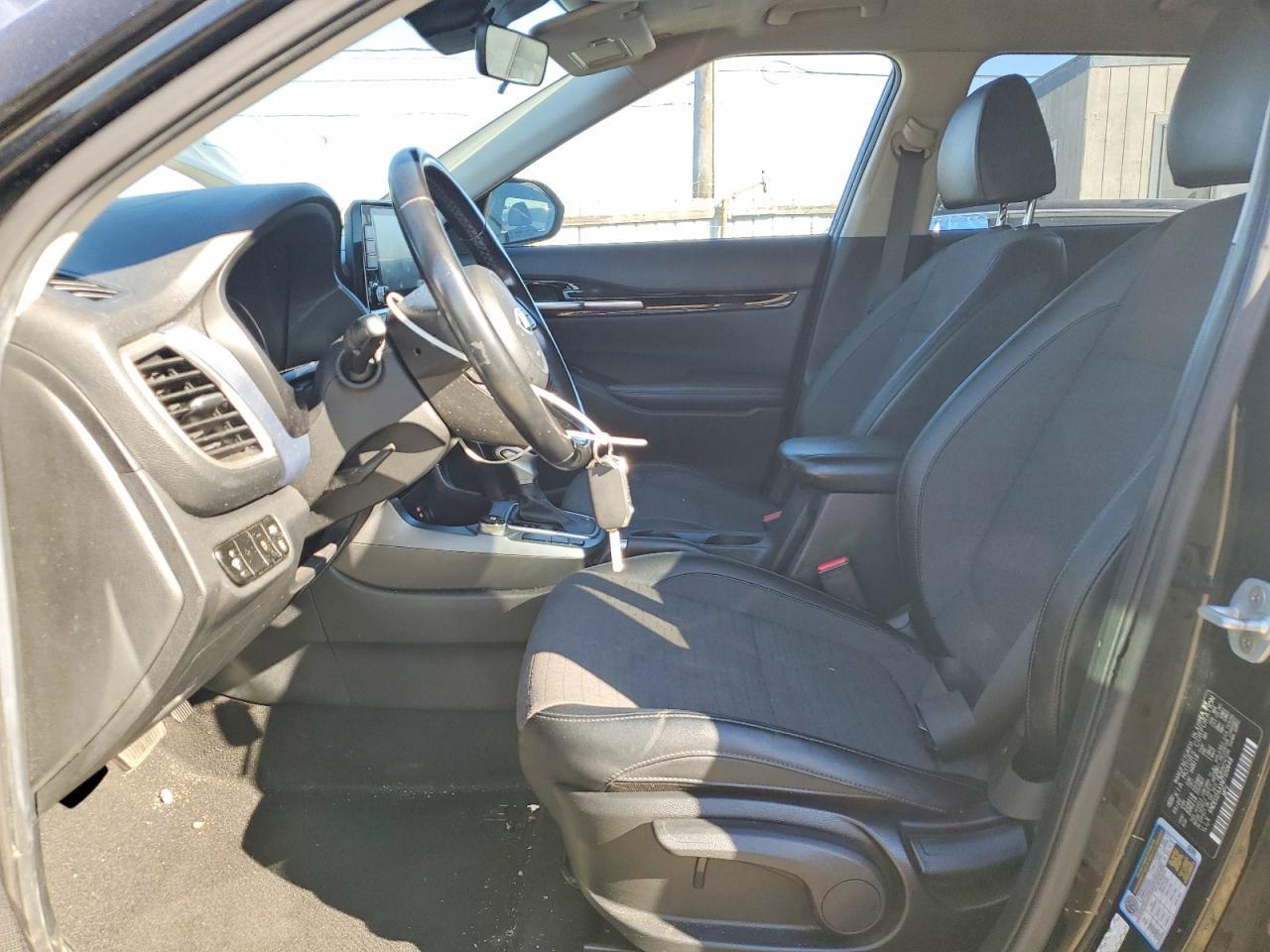 2021 Kia Seltos S - Фото 7