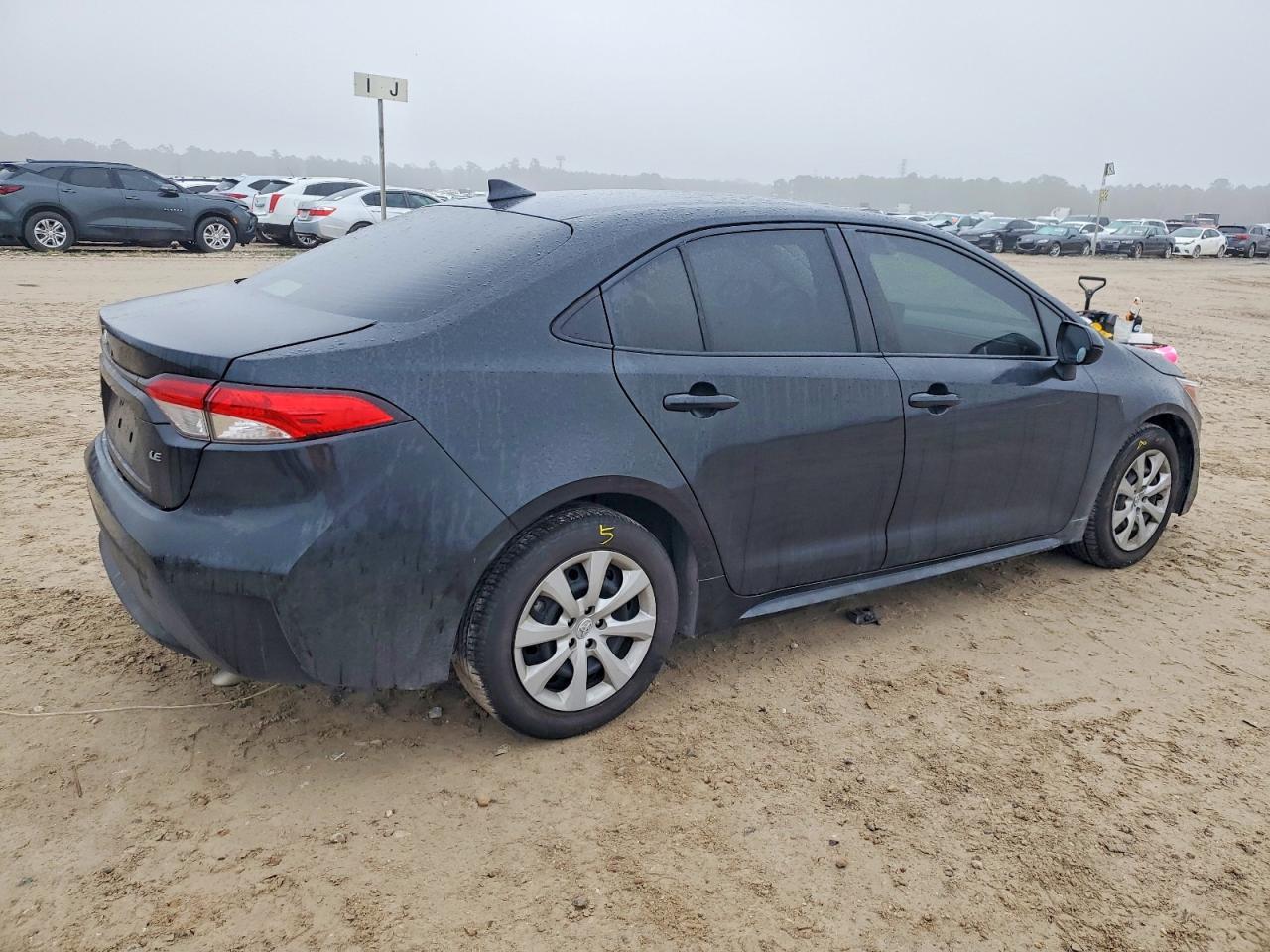 2022 Toyota Corolla Le - Фото 3