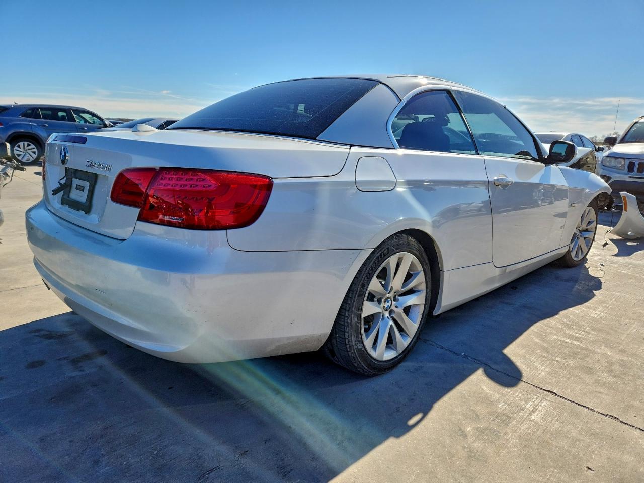 2011 BMW 328 I - Image 3