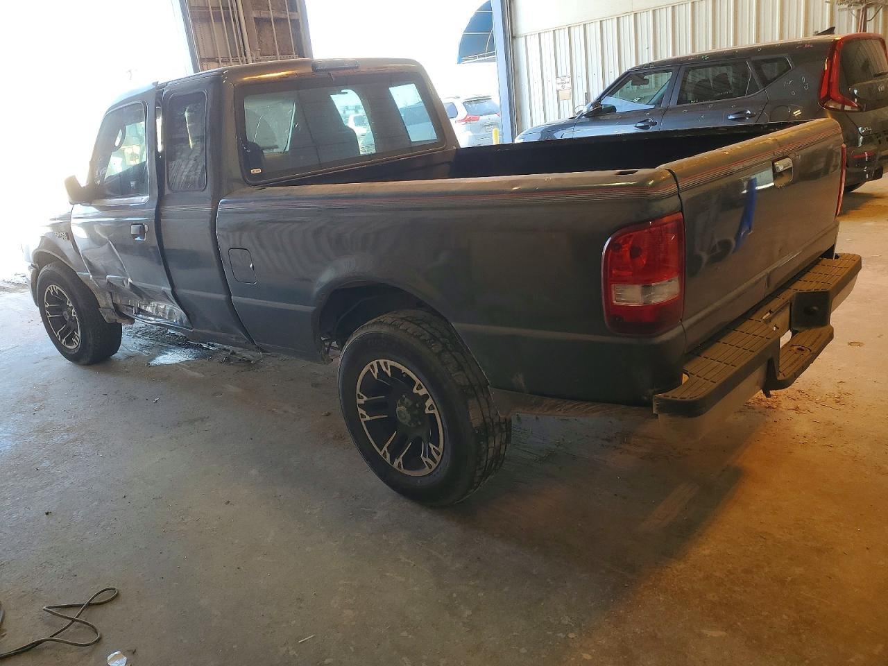 2004 Ford Ranger Super Cab - Фото 2