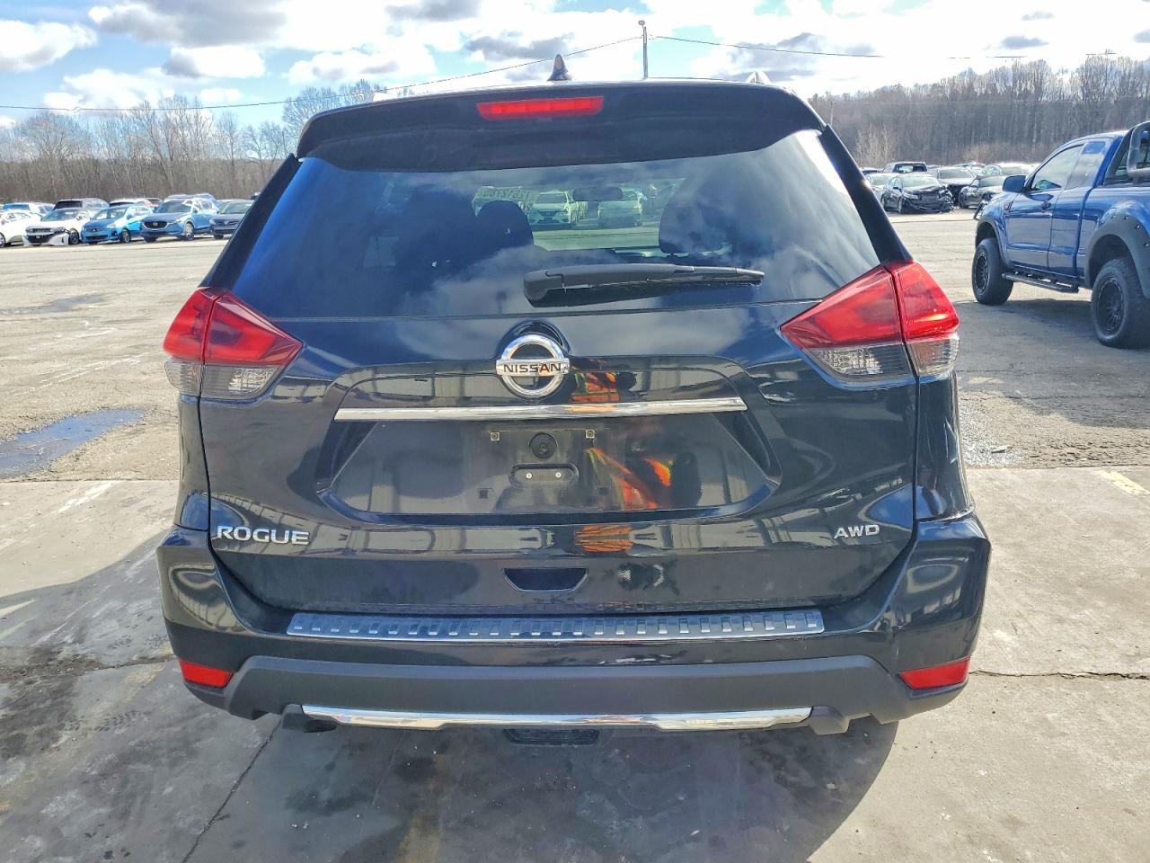 2018 Nissan Rogue S - Фото 6