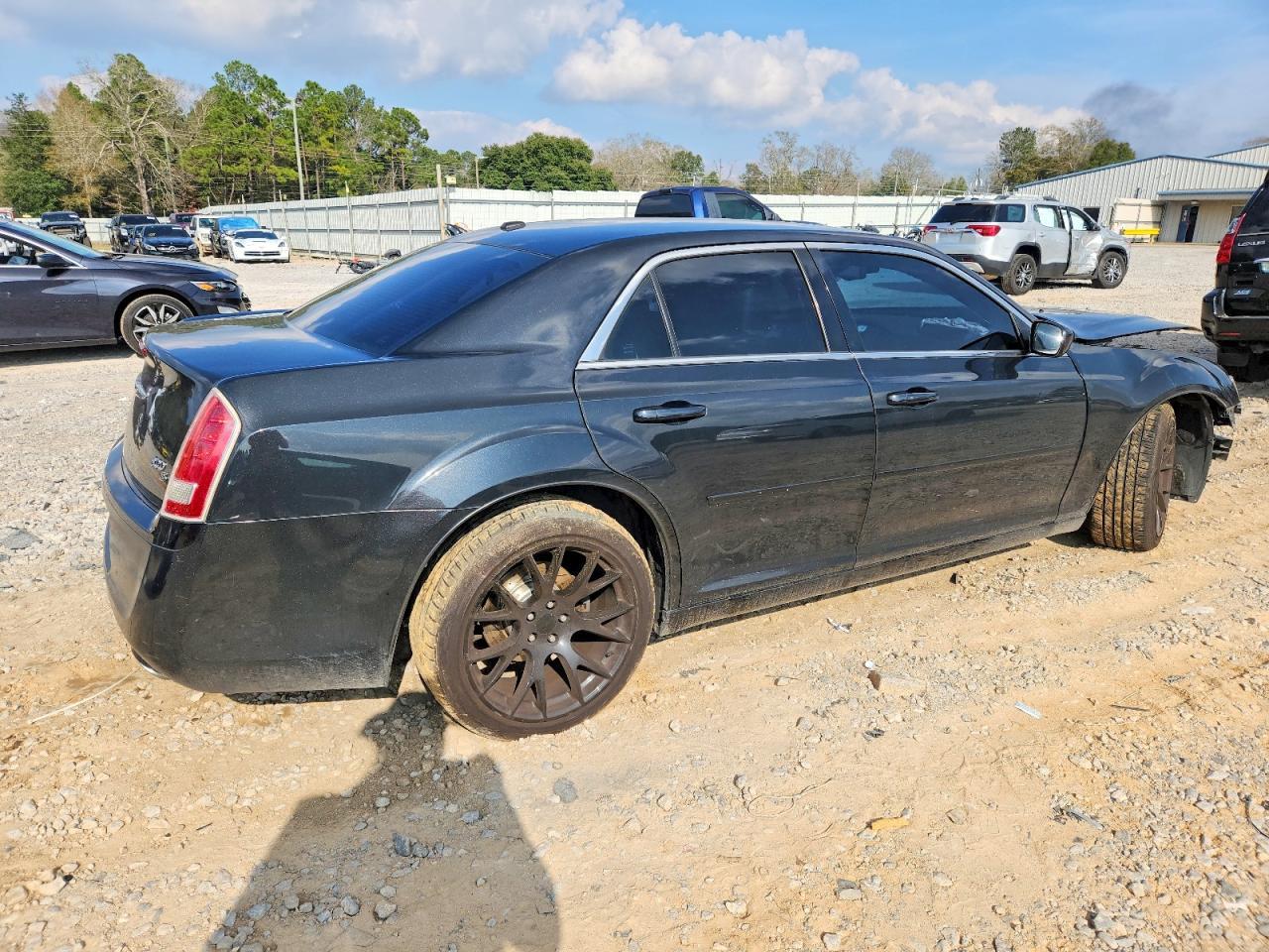 2014 Chrysler 300 S - Фото 3