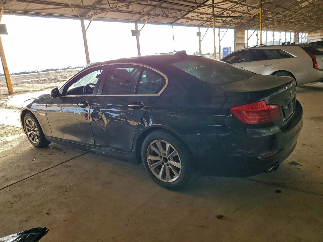 2015 BMW 528 I - Фото 2