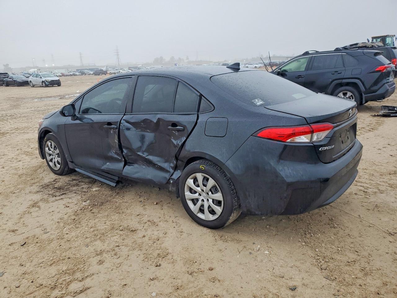 2022 Toyota Corolla Le - Фото 2