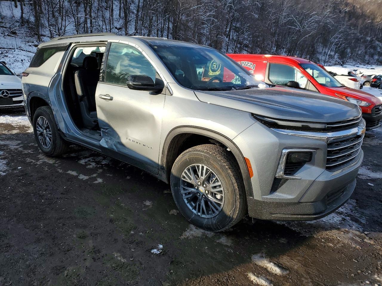2026 Chevrolet Traverse Lt - Image 4