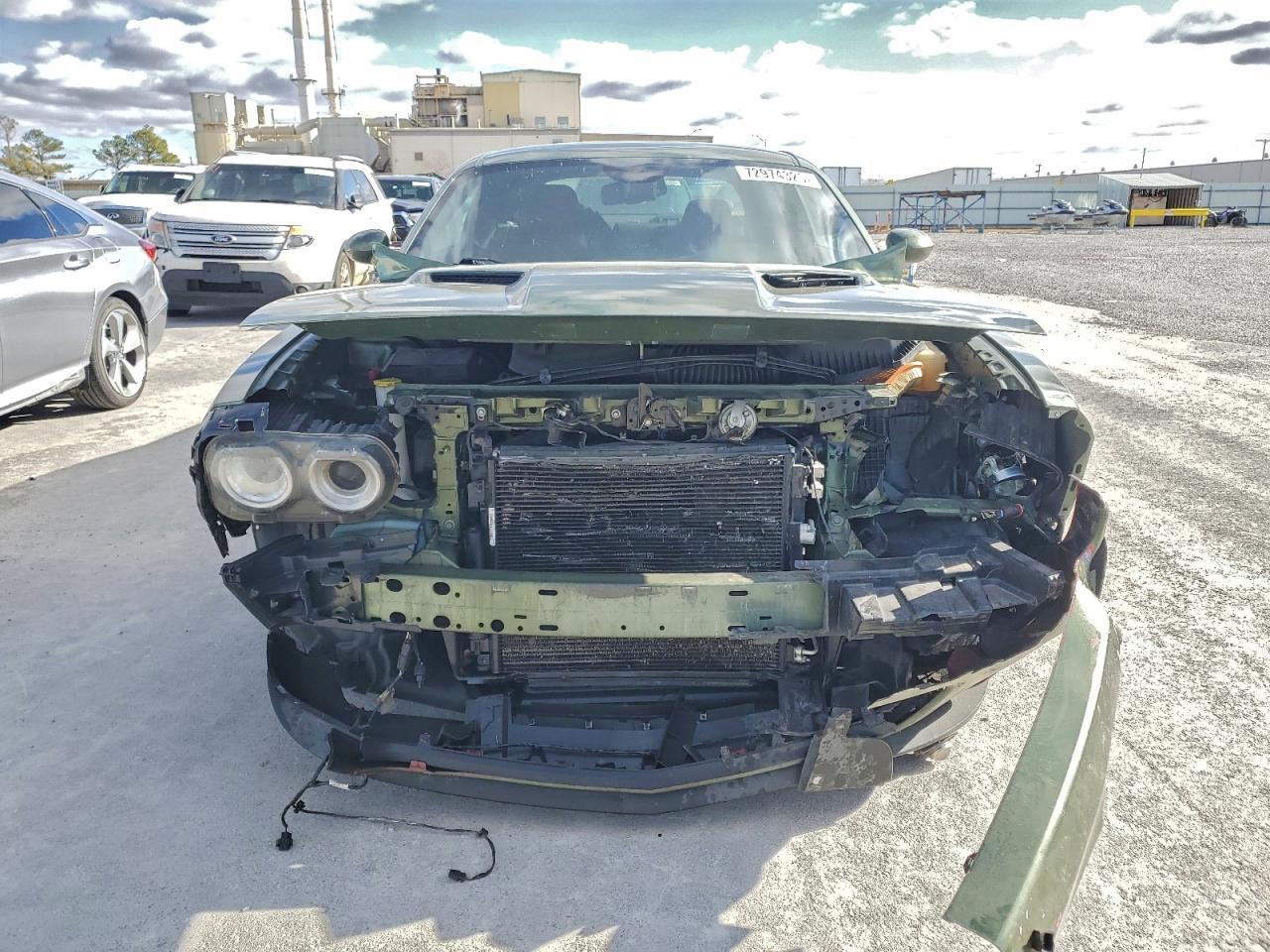 2022 Dodge Challenger Sxt - Image 5